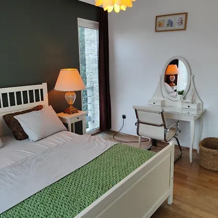 Triplex Luxury Hotel